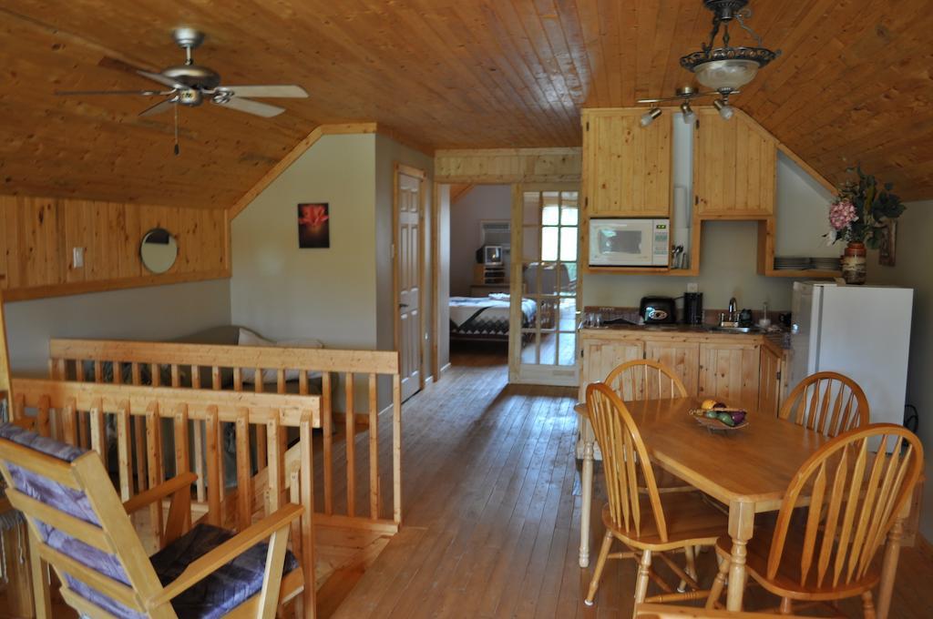치부가마우 Gite De La Riviere B&B 외부 사진